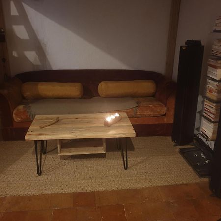 Charmant Appartement Coeur Village Provencal Lambesc Room photo